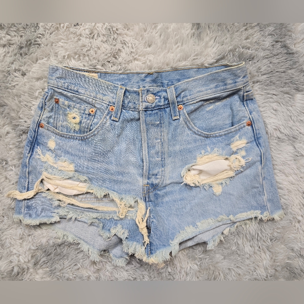 Levi's Premium 501 Light Wash Distressed Button Fly Denim Shorts W27